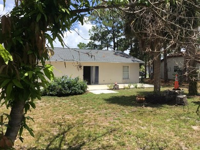 Outstanding 3 bedroom / 2 bath / 2 car garage single family home - photo 18