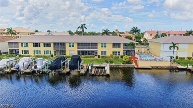 Fully renovated and move-in ready, this stunning first-floor - photo 1