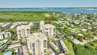 OCEAN VIEWS! Beautiful 2 bedroom 2 bath & 1 car garage at - photo 26