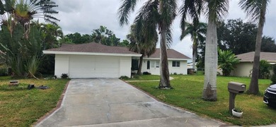 Cape Coral Area Home For Sale in Cape Coral Florida