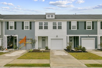 (private lake, pond, coastal) Home For Sale in Moncks Corner South Carolina