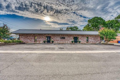 Greers Ferry Lake Commercial For Sale in Clinton Arkansas