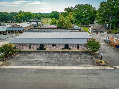 Prime Downtown Clinton Investment Opportunity! This beautifully - photo 7