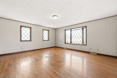 A unique opportunity to transform this lovely 3-bedroom Euclid - photo 11