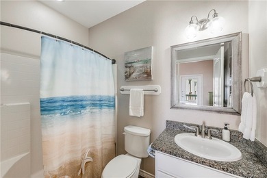Well decorated two bedroom three bathroom townhome that sleeps - photo 17