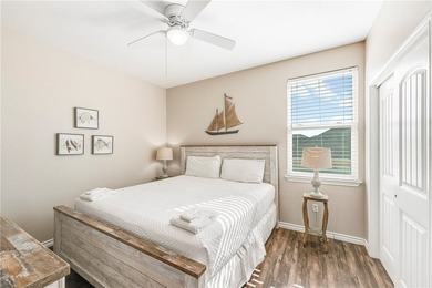 Well decorated two bedroom three bathroom townhome that sleeps - photo 18