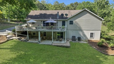 Enjoy this beautiful lake access home with a 2.18 acre park like - photo 3