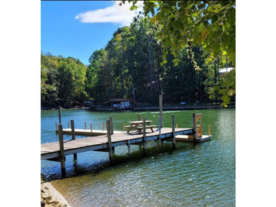 Enjoy this beautiful lake access home with a 2.18 acre park like - photo 4