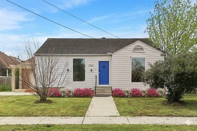 Lake Pontchartrain Home For Sale in New Orleans Louisiana