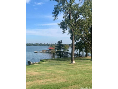 Lake Chicot Acreage For Sale in Lake Village Arkansas