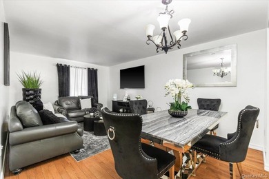 Welcome to this well-maintained three-family home in the Bronx - photo 10