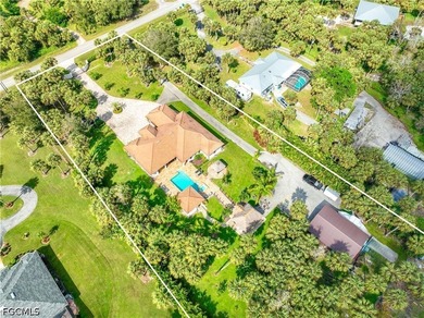 Luxury Resort Living & Privacy at Its Best! Located on 2.73 - photo 1