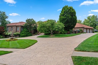 Experience refined living in this exquisite 4-bedroom, 4.5-bath - photo 6