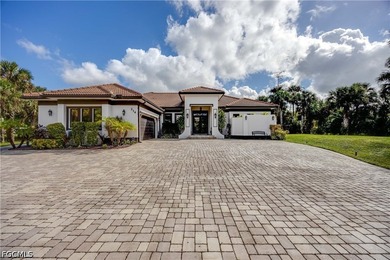 Luxury Resort Living & Privacy at Its Best! Located on 2.73 - photo 8
