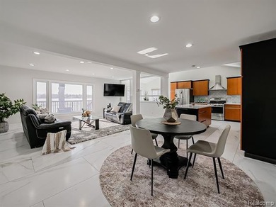 WATERFRONT HOME YOU DO NOT WANT TO MISS!! Discover the ultimate - photo 18