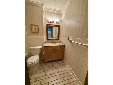 Welcome home to easy living in Edina West. This is a perfect - photo 18