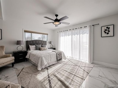 WATERFRONT HOME YOU DO NOT WANT TO MISS!! Discover the ultimate - photo 21