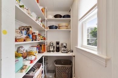 PRICE IMPROVEMENT! Experience refined urban living in North - photo 4