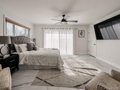 WATERFRONT HOME YOU DO NOT WANT TO MISS!! Discover the ultimate - photo 24