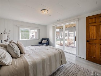 WATERFRONT HOME YOU DO NOT WANT TO MISS!! Discover the ultimate - photo 27