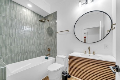 Professional and concise Contemporary residence located on a - photo 30