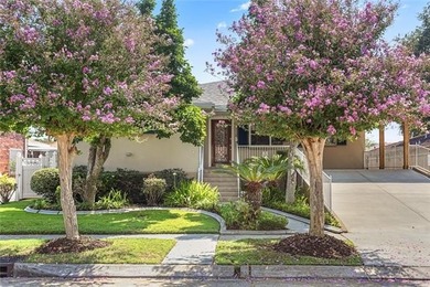 Lake Pontchartrain Home Active Under Contract in Metairie Louisiana