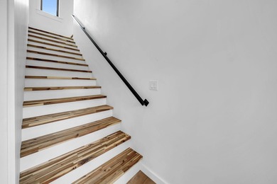 Professional and concise Contemporary residence located on a - photo 33