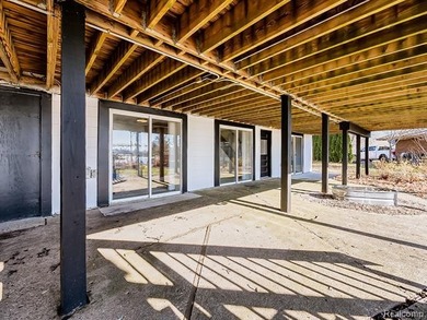 WATERFRONT HOME YOU DO NOT WANT TO MISS!! Discover the ultimate - photo 39