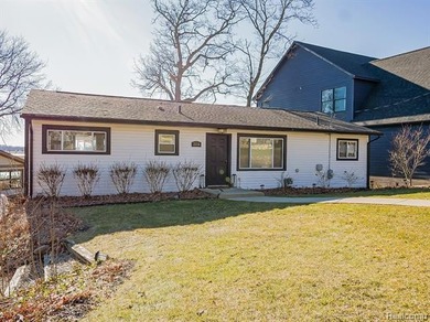 WATERFRONT HOME YOU DO NOT WANT TO MISS!! Discover the ultimate - photo 45