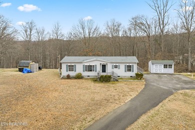 Melton Hill Lake Home Sale Pending in Powell Tennessee