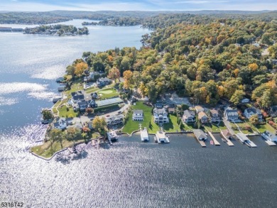 Lake Hopatcong Home For Sale in Hopatcong New Jersey