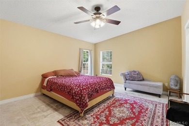 Spacious and unique property offering exceptional living space - photo 23