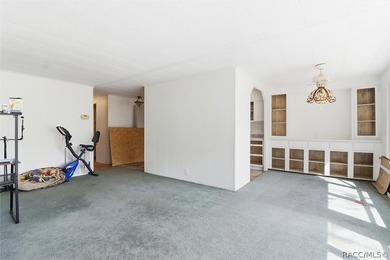 Spacious and unique property offering exceptional living space - photo 33