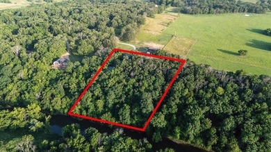 Private Ozarks Retreat on 3.17 Wooded Acres Discover the perfect - photo 4