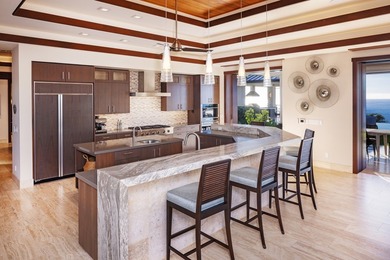 Hokuli'a 116 stands as a truly remarkable residence along the - photo 9