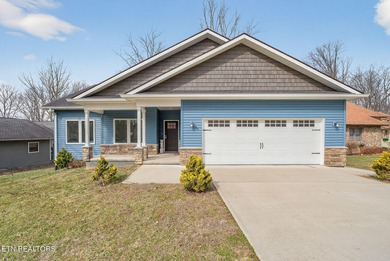 Canterbury Lake Home For Sale in Crossville Tennessee