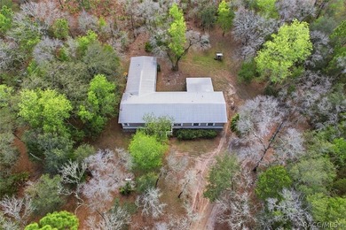 Spacious and unique property offering exceptional living space - photo 41