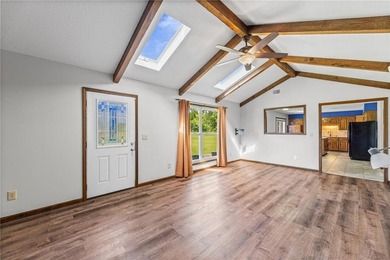 Enjoy all that country living has to offer with this amazing 7 - photo 7