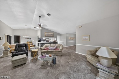 ESTATE SALE well-maintained 3-bedroom, 2-bath POOL home offering - photo 4
