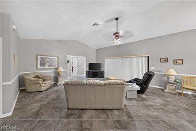 ESTATE SALE well-maintained 3-bedroom, 2-bath POOL home offering - photo 5