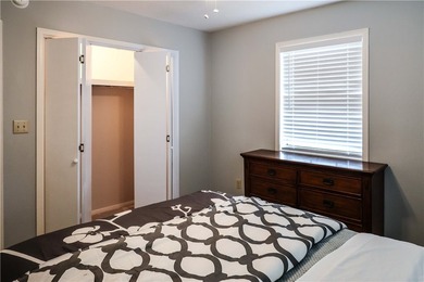 Move-In Ready , well maintained ranch style home offers 2 - photo 12