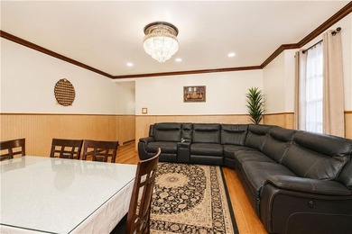 Opportunity Near Prospect Park! Welcome to this semi-detached - photo 12