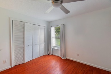 Gracefully situated on a quiet cul-de-sac within the exclusive - photo 33