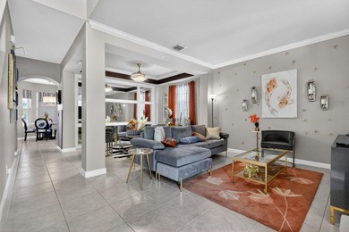 Great home in a beautiful gated community with lake views! - photo 6