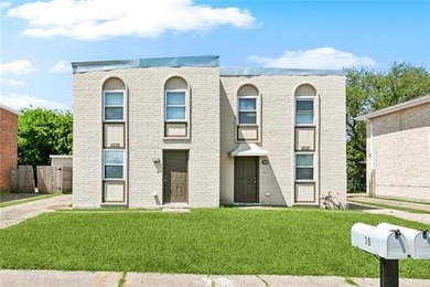 Lake Pontchartrain Townhome/Townhouse For Sale in New Orleans Louisiana