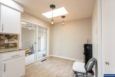 Charming 2-bedroom, 2-bath w/Bonus on 1.41 beautifully