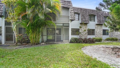 Beautiful peaceful courtyard view. Two bedroom /Two bath first - photo 18