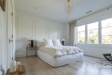 Designed to bring people together, this exceptional custom home - photo 31
