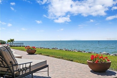 Set on one of Tampa Bay's largest single bayfront parcels within - photo 44