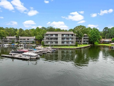 Panoramic views of Lake Hamilton allow you to enjoy sunrise AND - photo 48
